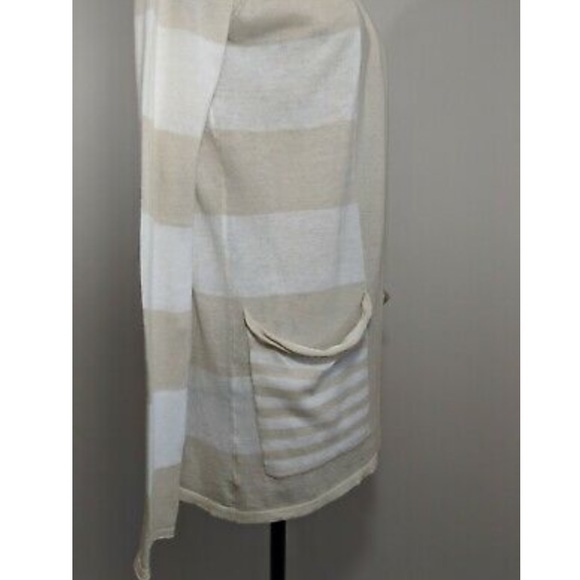 Cardigan - Picture 5 of 7